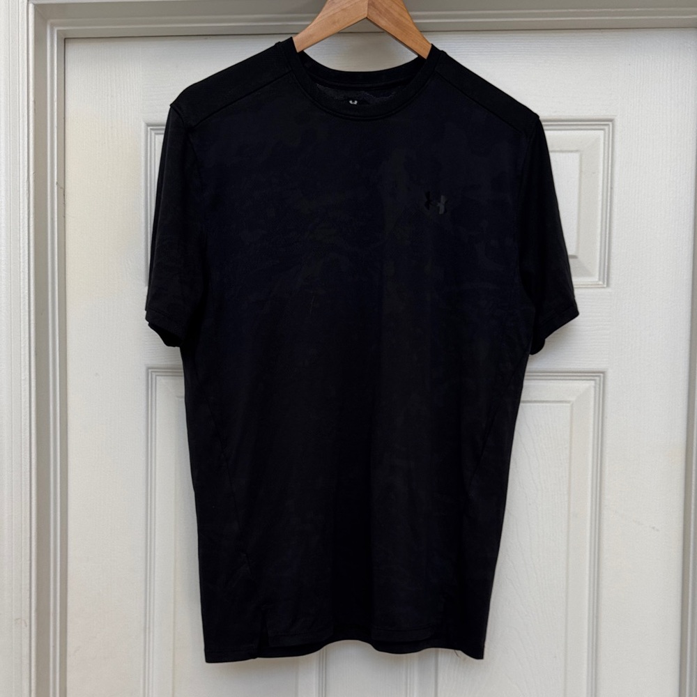 Under Armour Men's Classic Black Tee